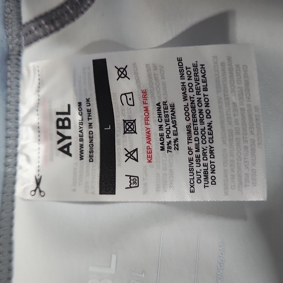 Aybl Core Long Sleeve Crop Top - Picture 6 of 7